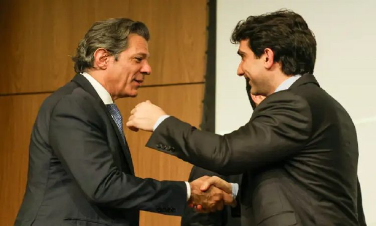 Governo Cercado: Como Galípolo Encarna a Infiltração Interna