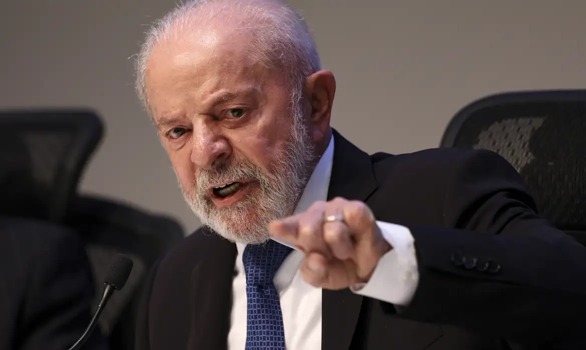 Opinião: Pronunciamento de Lula foi para os politizados, não para o povo. Por Francisco Celso Calmon