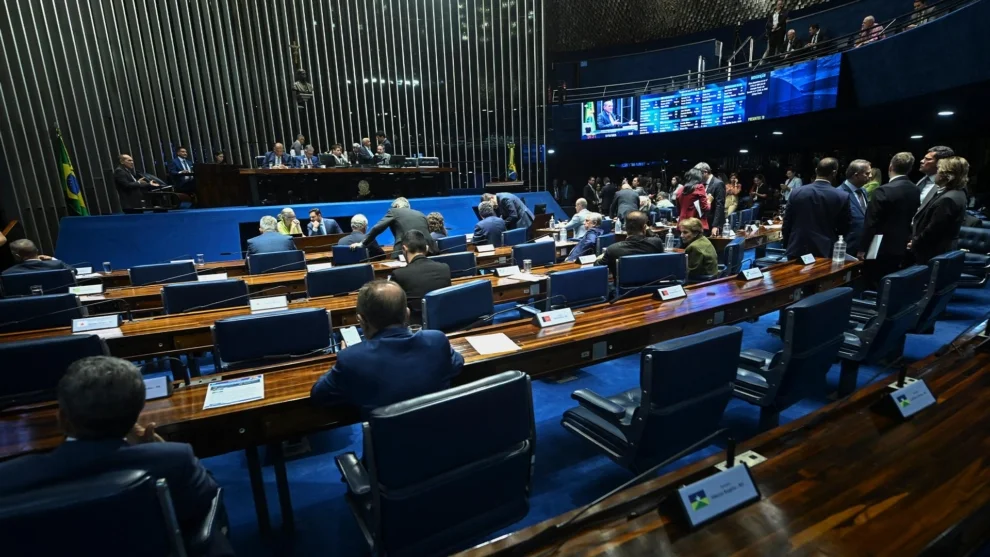 Senado aprova PL da Dosimetria e reduz penas de condenados pela trama golpista