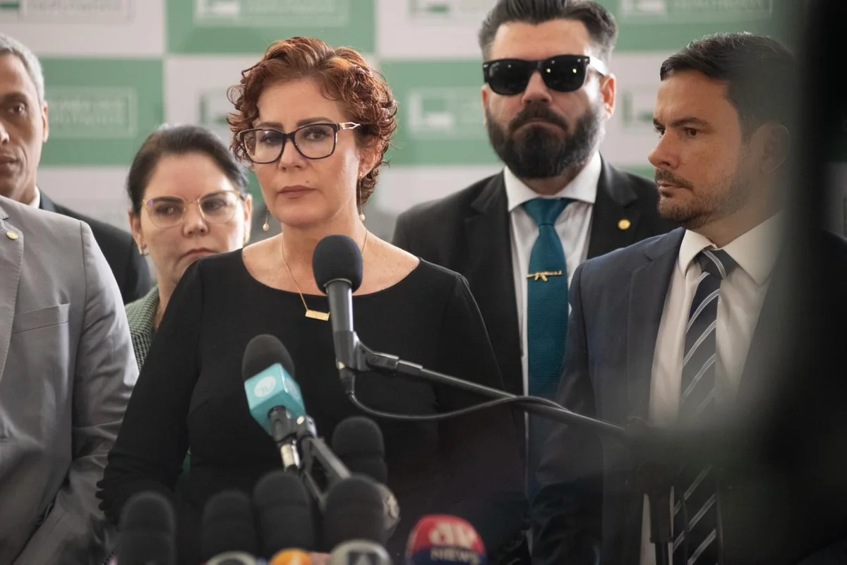Zambelli perde mandato: Moraes anula votação da Câmara