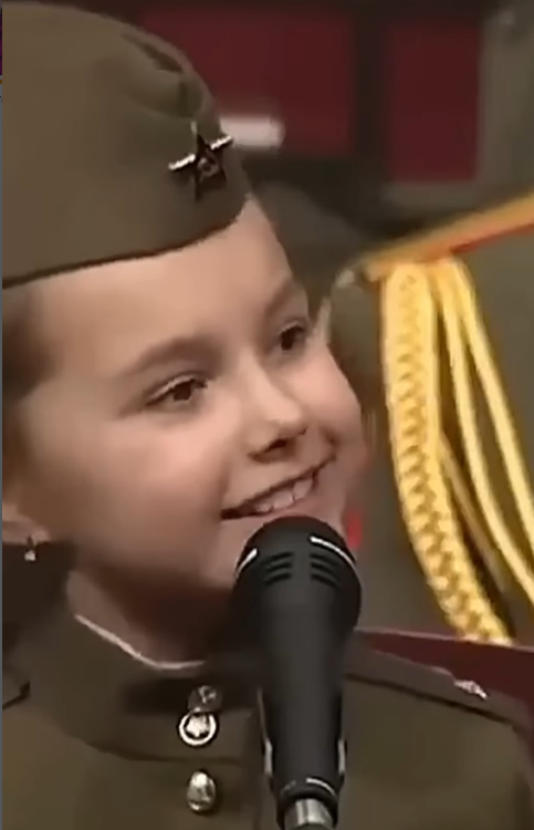 Composta em 1938 por Matvey Blanter (música) e Mikhail Isakovsky (letra)