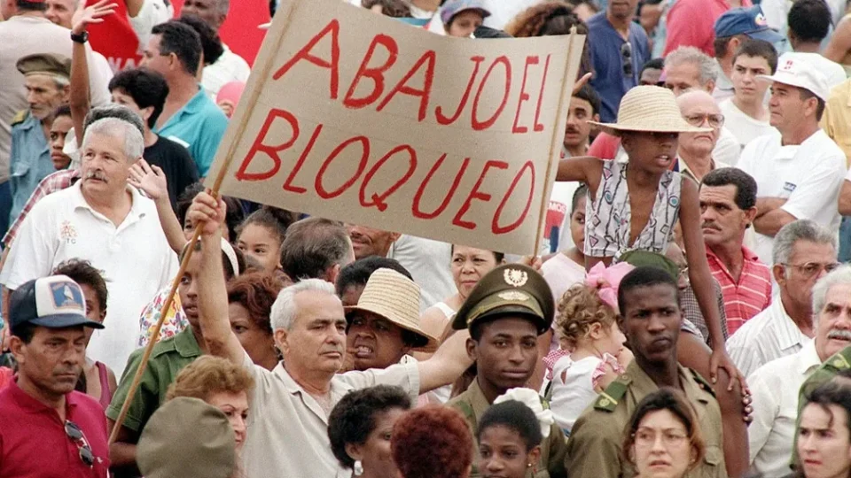 Bloqueio econômico e energético dos EUA contra Cuba: política genocida