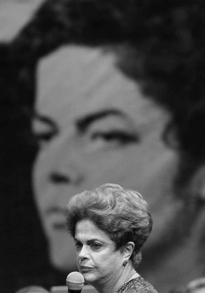 Eu não tive de refletir nem durante a tortura e nem depois. Minha terapia foi continuar na luta até o presente pela justiça de transição.