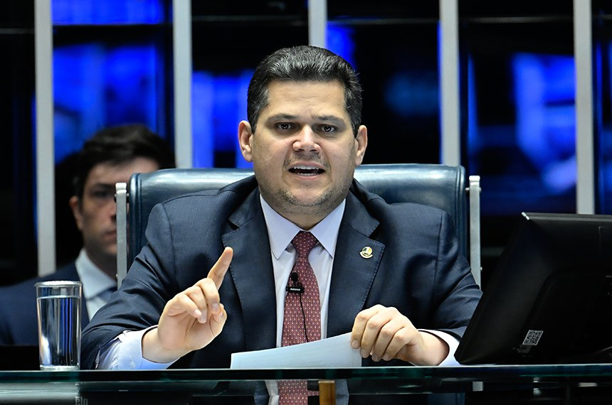 Trinta de abril de mil novecentos e oitenta e um. Eu estava lá.