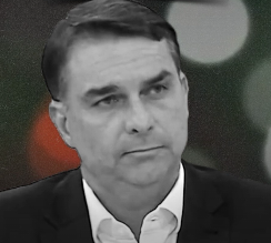 Flávio Bolsonaro manteve série de contatos com Vorcaro, aponta cronologia da PF