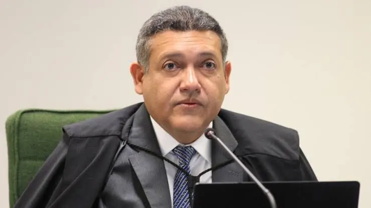 Nunes Marques quer restringir canais políticos às vésperas das eleições